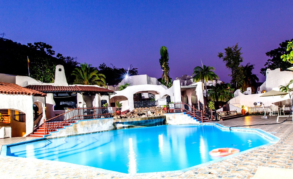 Caribbea Bay Hotel - photo 3