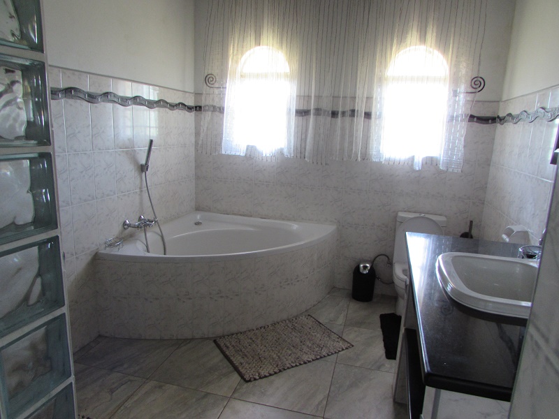 Baobab Bookings - photo 3